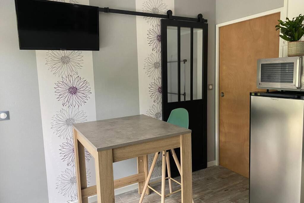 Вилла Ravissant Pied A Terre Pour Deux. Gourin Экстерьер фото